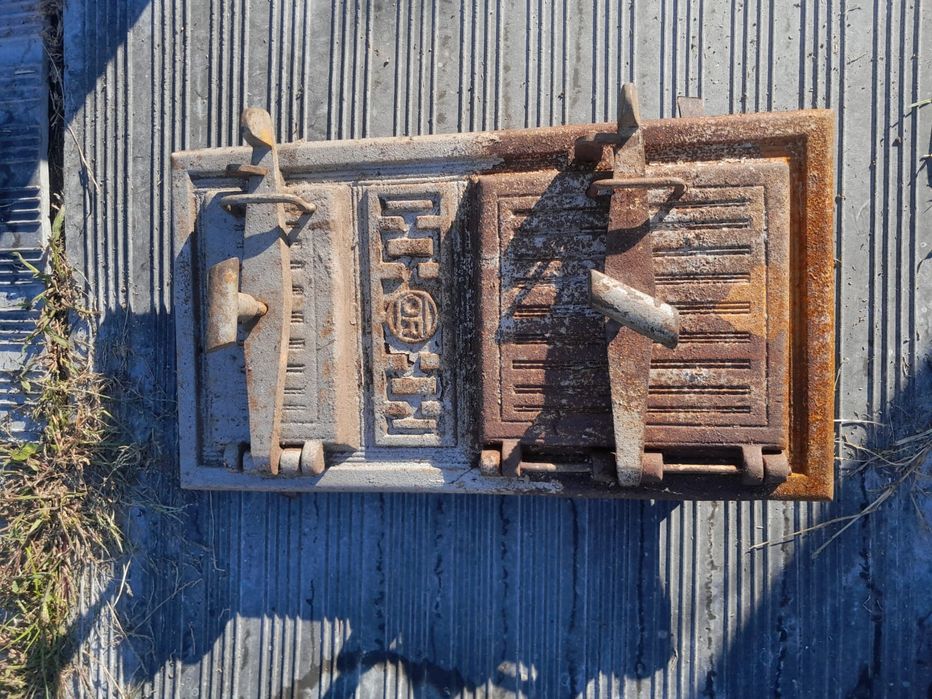 Drzwi piec kaflowy, wędzarnia PRL