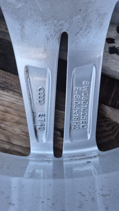 Felgi aluminiowe 18", 5x112, et40,8J. Otwór 66.6.