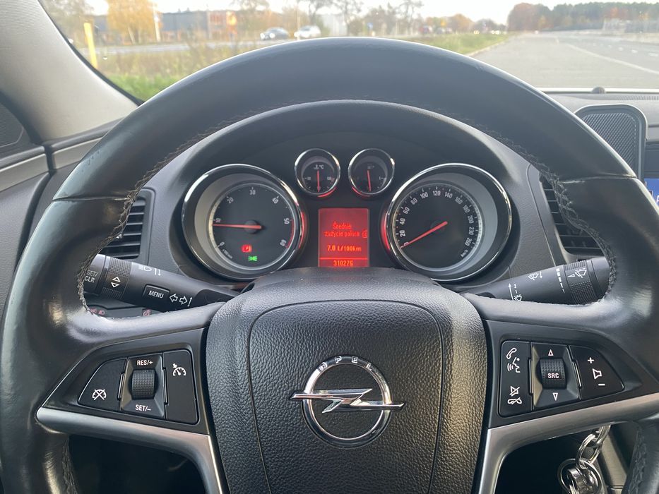 Opel Insignia 2.0cdti 2010r