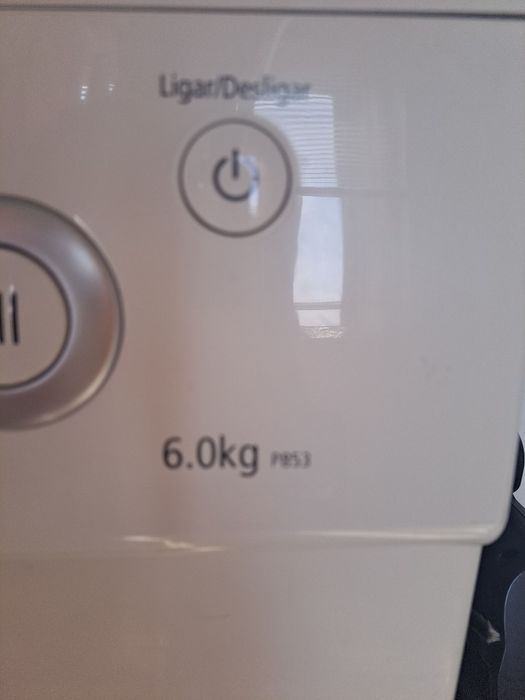 Maquina de lavar roupa