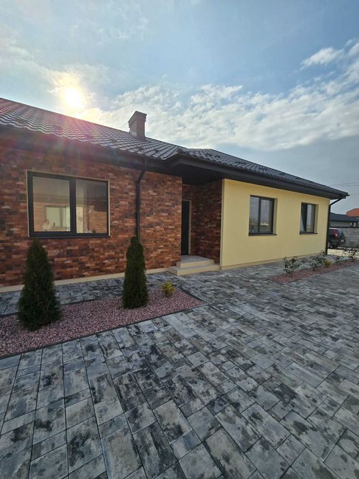 Продається одноповерховий дуплекс (будинок) Минай