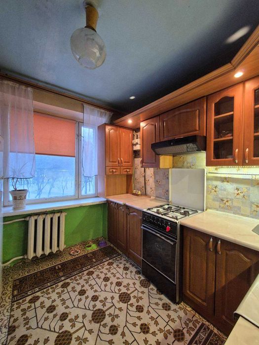 Продаж 3-кімнатної квартири