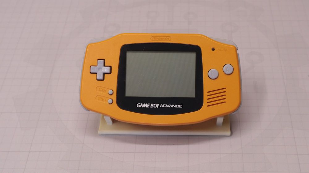 Портативну консоль Gameboy Advance
