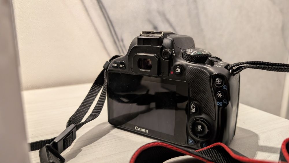 ИДЕАЛЬНО НОВИЧКУ EOS 100D 18-55 + 50mm 1.8 с поляризационным фильтр.