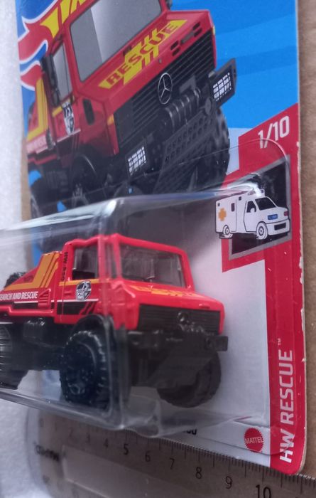 Mercedes-benz unimog 1300 hot wheels