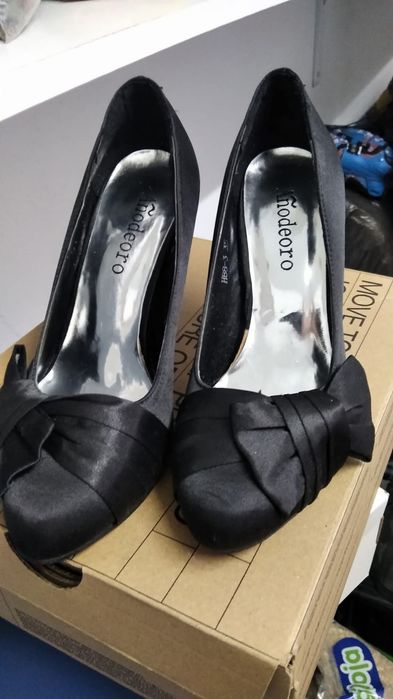 Sapatos e sandalias