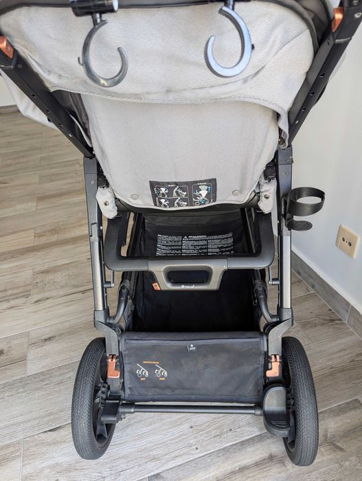 Carrinho com alcofa Inglesina Aptica XT