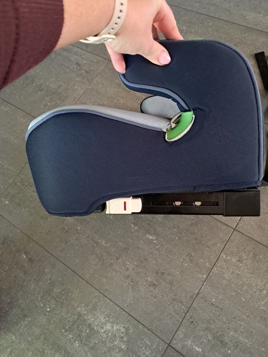 Osann Junior Isofix i-Size z pasem Gurtfi