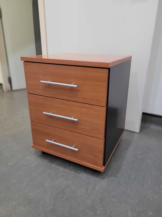 Bloco de apoio secretaria, em madeira, com rodas - excelente estado