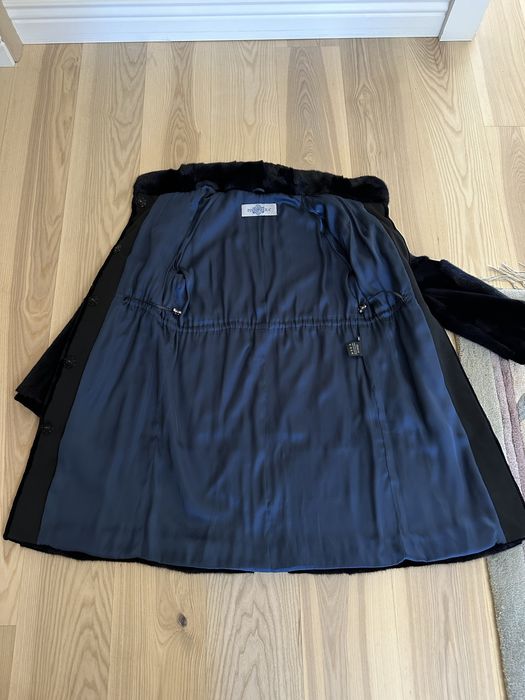 Шуба норковая б/у в хорошем состоянии.