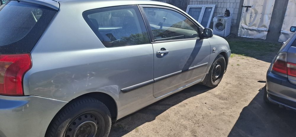 Toyota corolla e12  1.4vvti