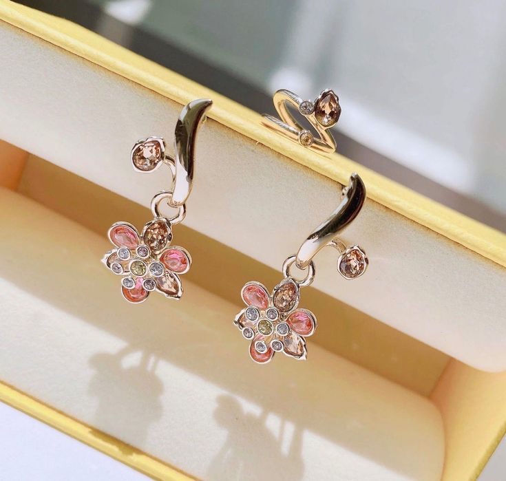 Сережки з кафом та кольє Swarovski idyllia