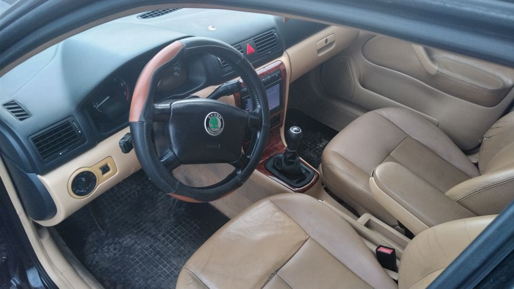 Skoda Oktavia Tour 1.8 турбо 20v бензин