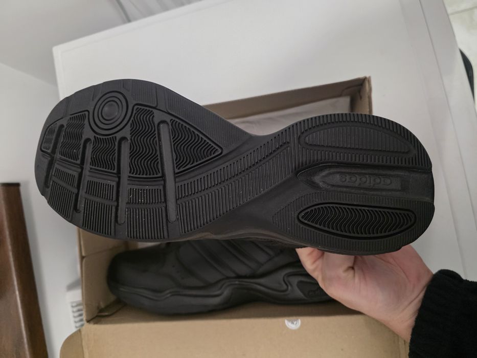 Adidas Strutter 46