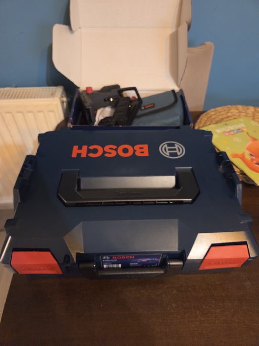 Bosch gll3-80 NOWY zielony 12 linii poziomica laser 360