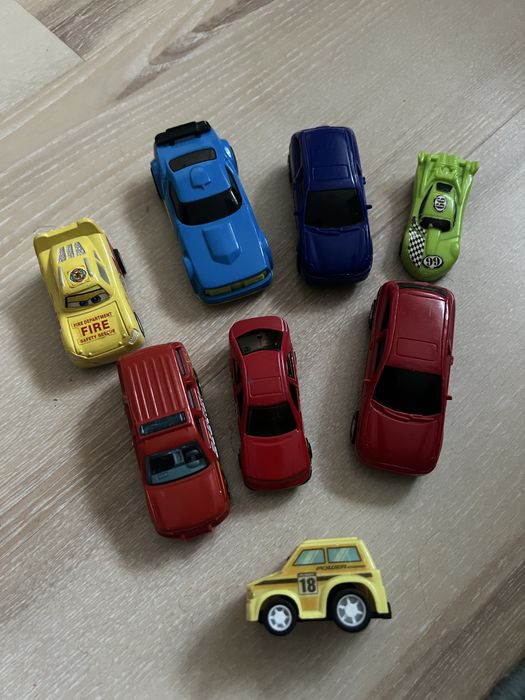 Машінки Hot Wheels Хот Вілс Машина поліцейска вантажна хот вілс