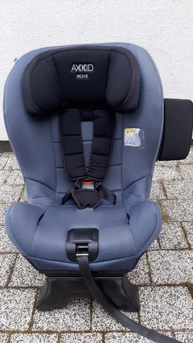 Fotelik samochodowy AXKID MOVE tyłem