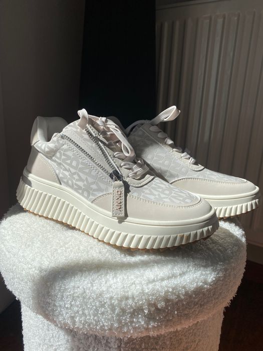 markowe tenisówki damskie  36 DKNY