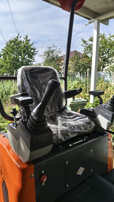 Продам Екскаватор