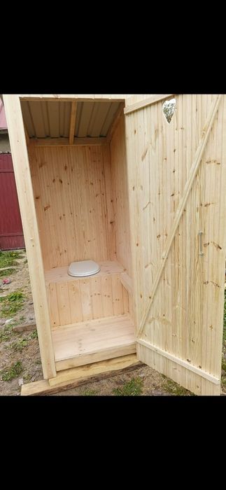 WC  drewniane na działkę ,budowę.