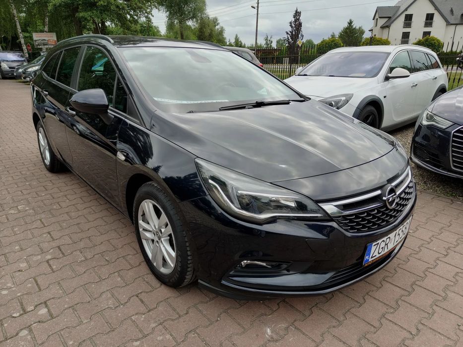Opel Astra Nowy rozrząd - Auto nie malowane
