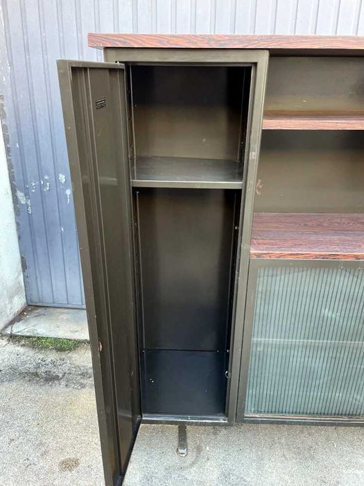 Armário De Escritório Metálico Vintage