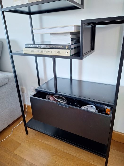 Estante preta aço Kave Home