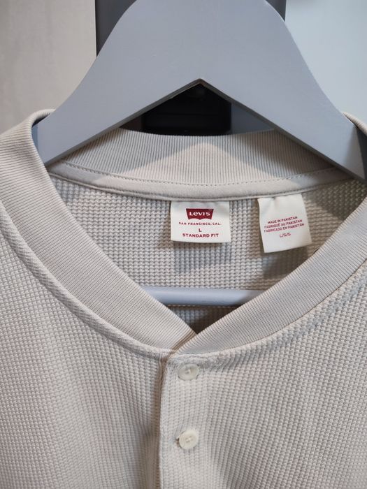 Чоловічий лонгслів Levi's розмір L,світлий реглан,брендовий лонгслів