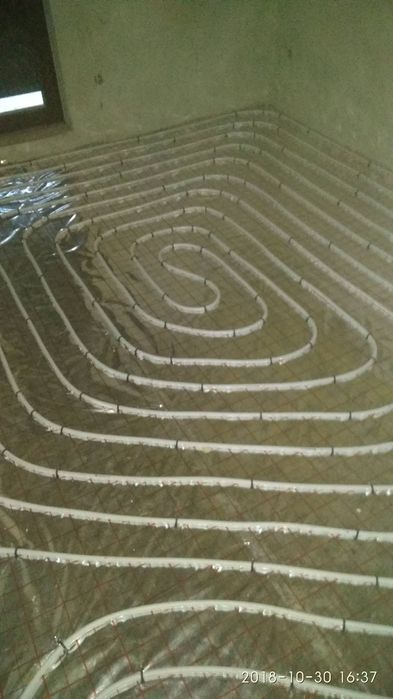 ogrzewanie podłogowe, podłogowego podłogówka wodne