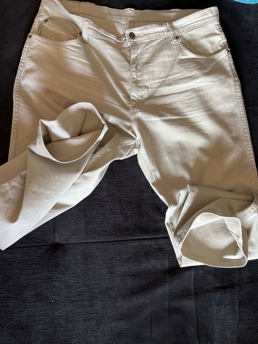 Sprzedam spodnie firmy Wrangler model Regular Fit W38 L30