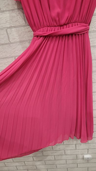 Piękną długą sukienka