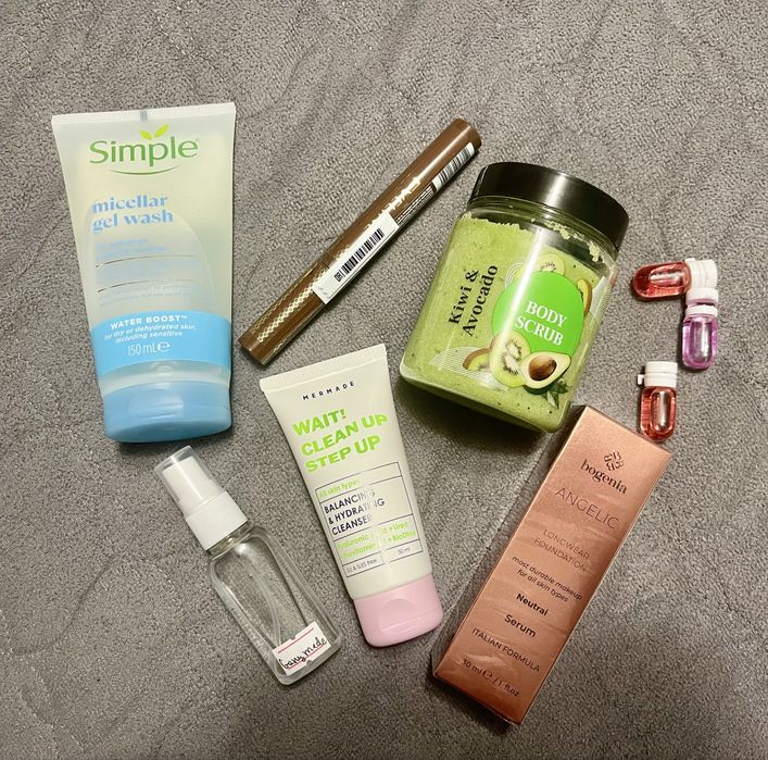 Набір косметики, все нове