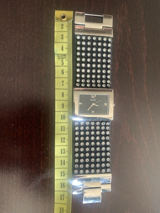 Zegarek damski sekonda seksi svarovski