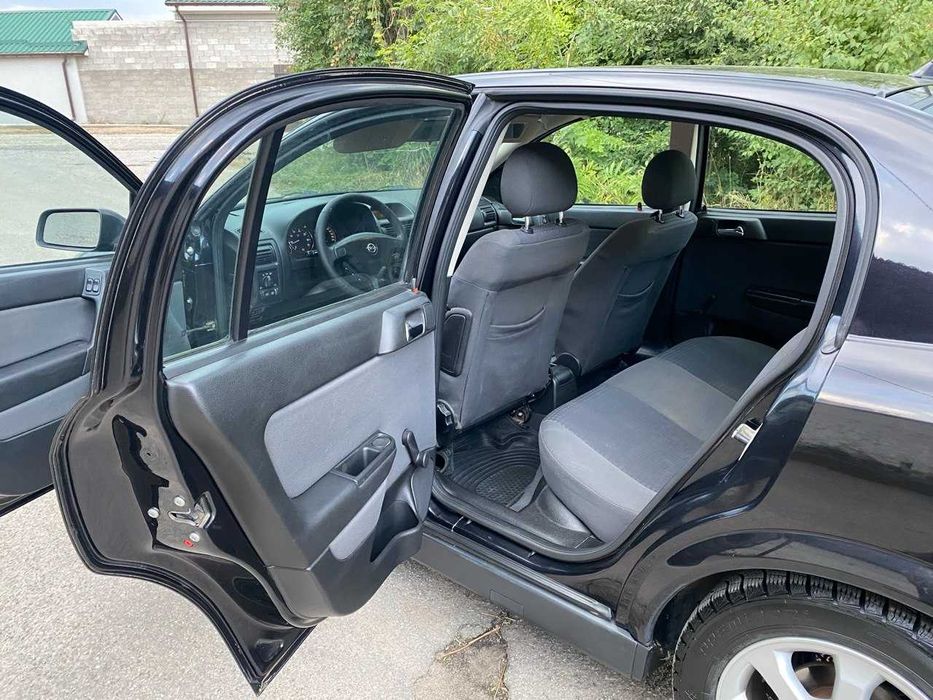 Продам авто Opel Astra 2004
