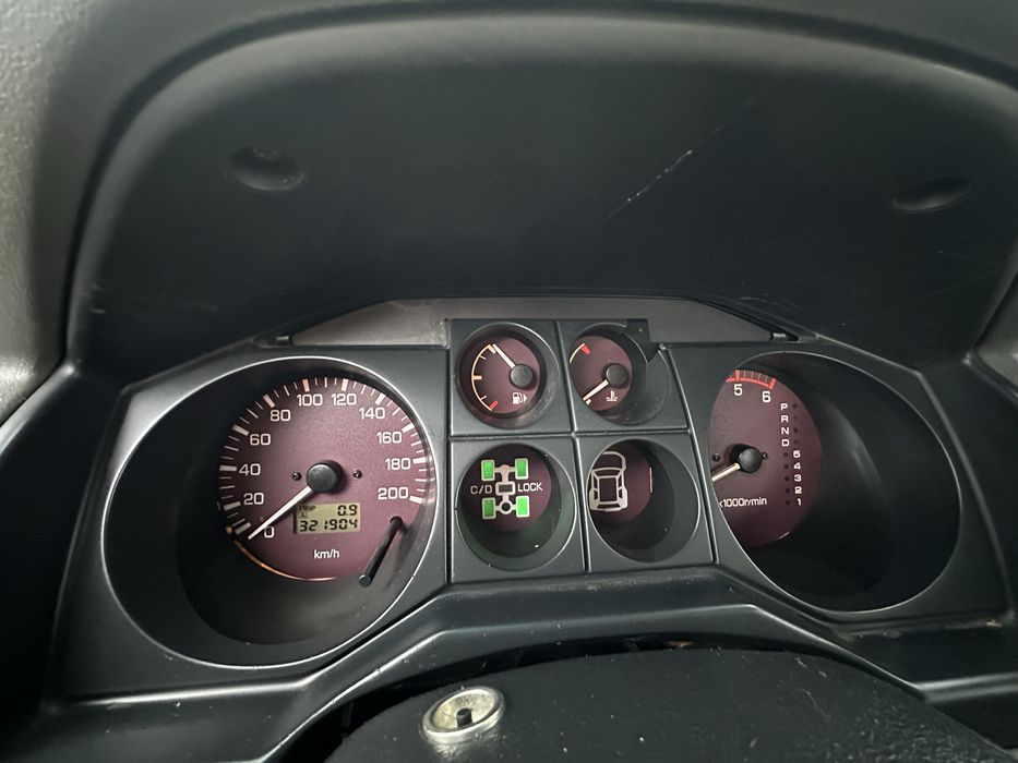 Продам  ПИКАП Митсубиси 3,2 дизель АКПП