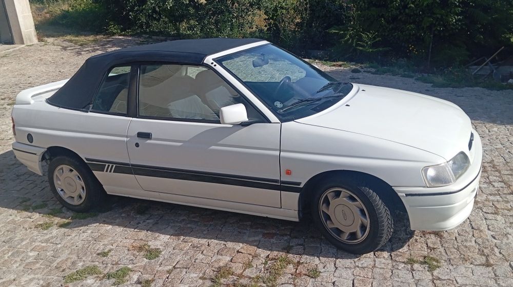 Escort Cabrio Mk5  Certificado pelo museu do Caramulo