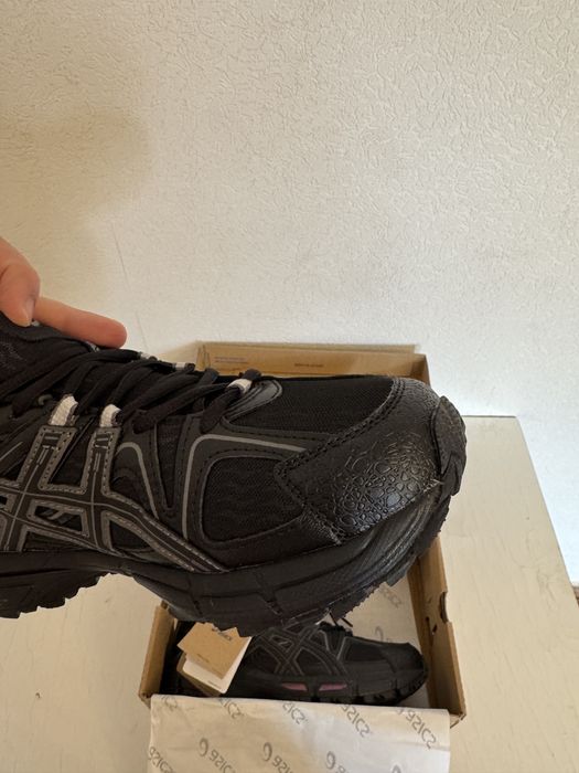 ASICS модели Gel-Kahana 8