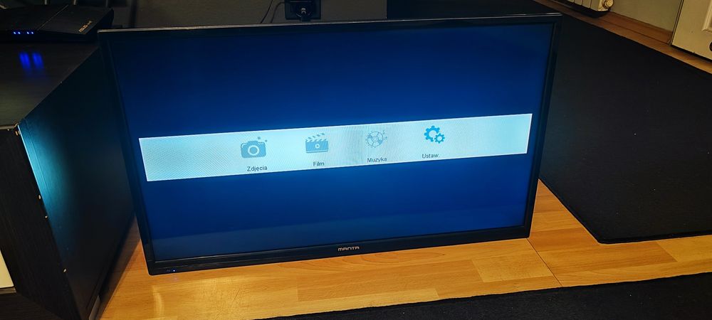 Telewizor 32 całe manta LED 3204 sprawny plus uchwyt na ścianę