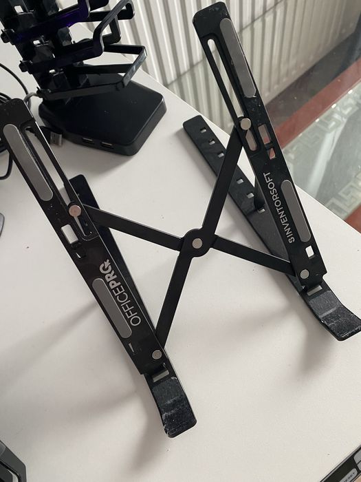 Підставка під навушники, Usb-hub, ємність для чашки для столу навісна