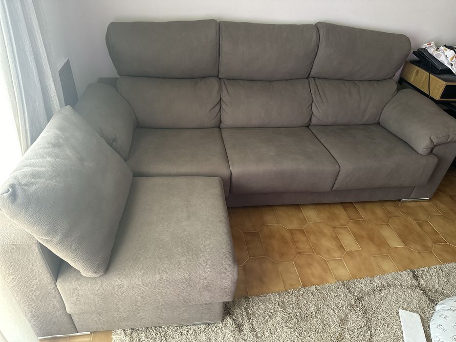 Sofa com puff amovivel