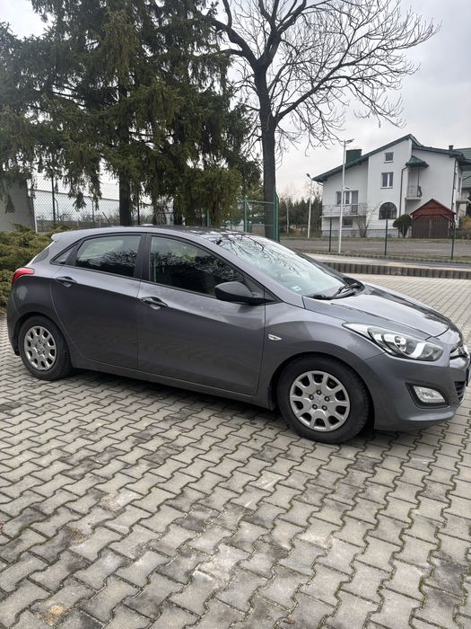 Krajowy Hyundai i30 II Hatchback 5d 1.4 CRDi 90KM 66kW 2013r + KOŁA