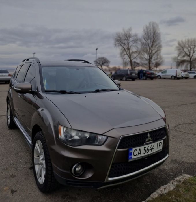 Продам Mitsubishi Outlander