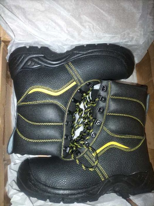 Bota cano alto Forrada em Pele Portwest Steelite Tamanhos 36-48