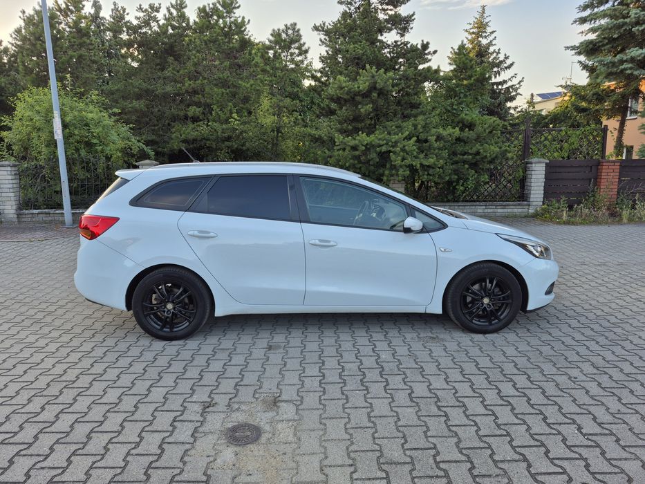 Kia Ceed 1,6 benzyna,GWARANCJA,klimatyzacja,grzane fotele
