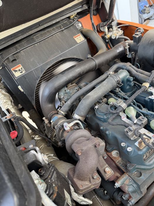 Empilhador Jungheinrich 4 funçoes