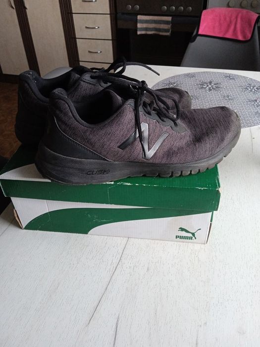 кросівки New Balance
