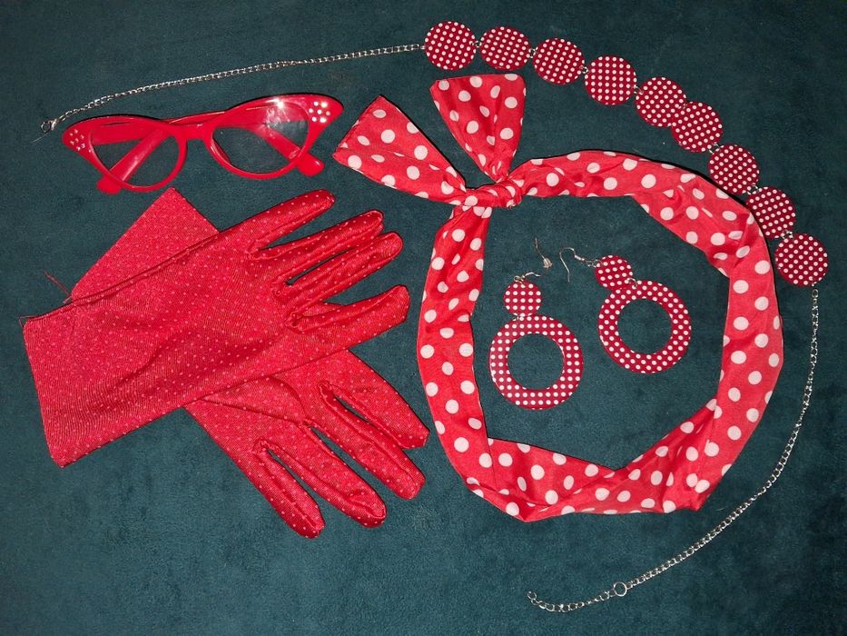 Zestaw PIN UP Girl 7 elementów