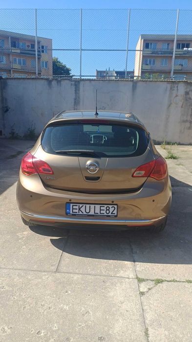 Sprzedam Opel Astra J Salon Polska