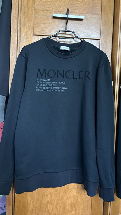 Bluza Moncler .Czarna