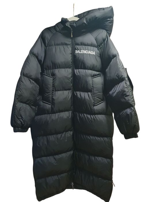 Puchowa kurtka Balenciaga